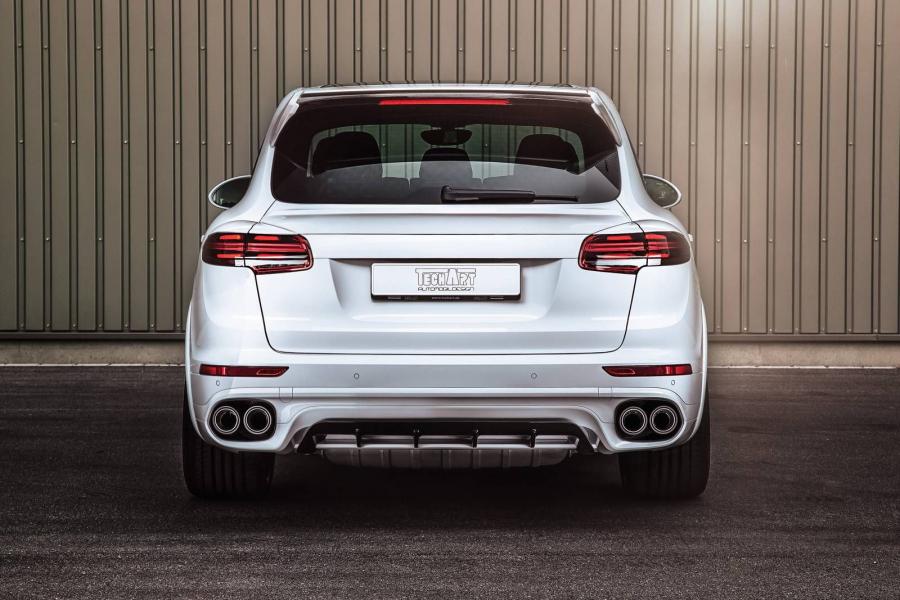  Porsche Cayenne Turbo by TechArt 2015 года  (фото 3 из 10)